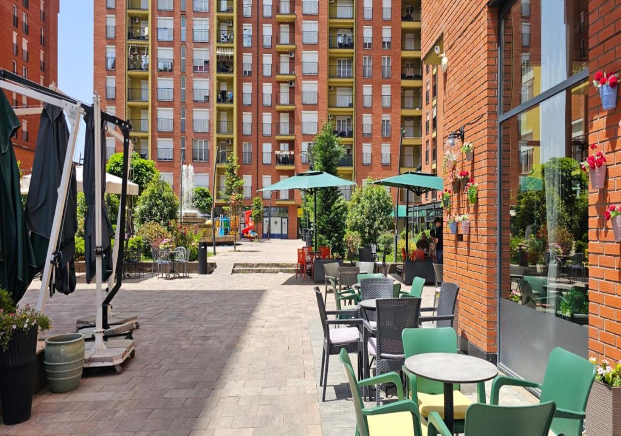 Value Living Apartment Φεριζάι Εξωτερικό φωτογραφία