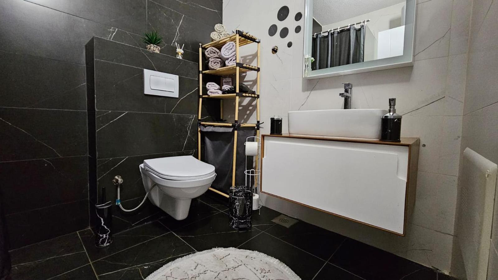 Value Living Apartment Φεριζάι Εξωτερικό φωτογραφία